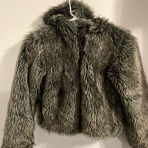 Girls Fur Coat, M